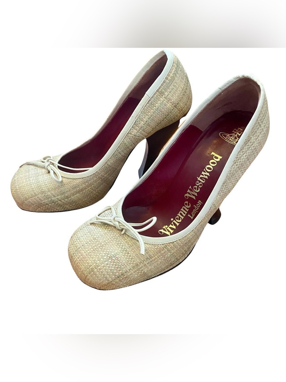 90s Vivienne Westwood Cream Woven Round-Toe Pumps with Bow